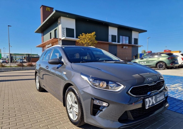 Kia Ceed cena 75800 przebieg: 53122, rok produkcji 2021 z Gdańsk małe 154